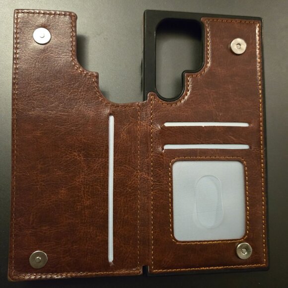 Samsung Galaxy S22 Ultra 5G - cracked on the back - Picture 8 of 11